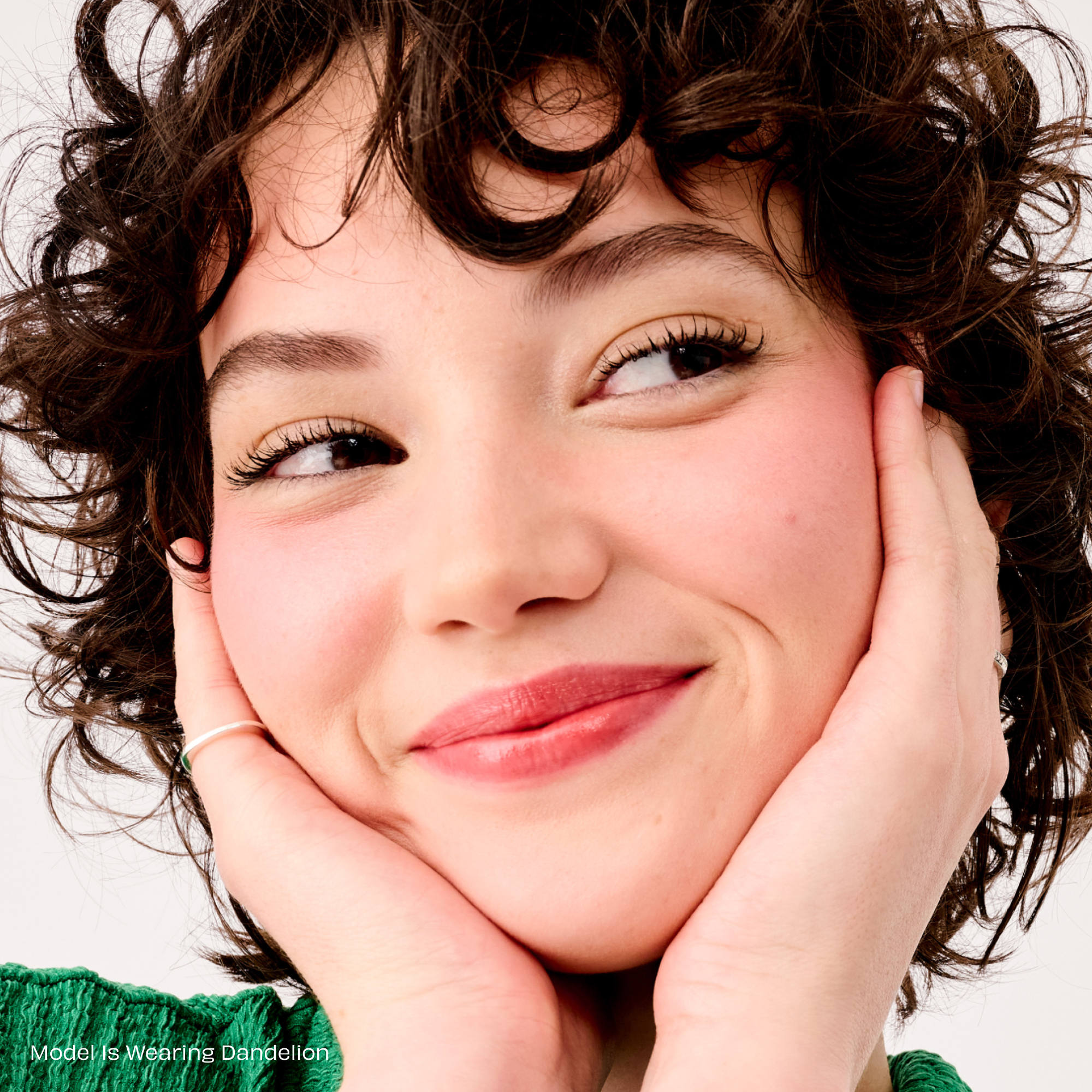 CHEEKY LOVE LETTER (PALETA DE BLUSH Y BRONCEADOR PARA ROSTRO)